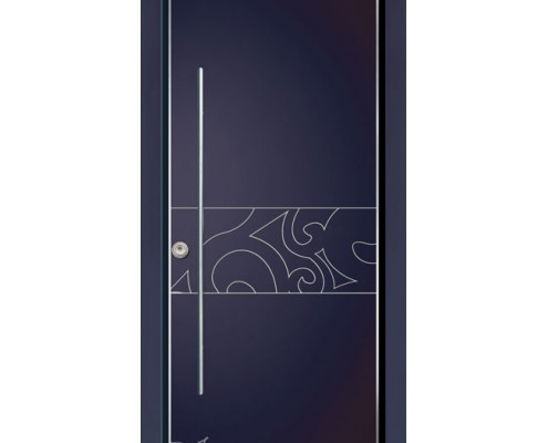 דלת עם חריטה במרכז